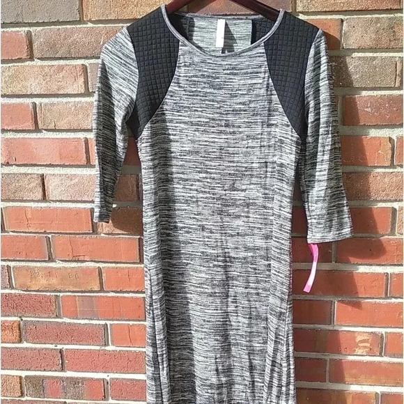 Gray maxi dress  - Picture 2 of 2